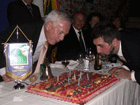 la torta di compleanno del club